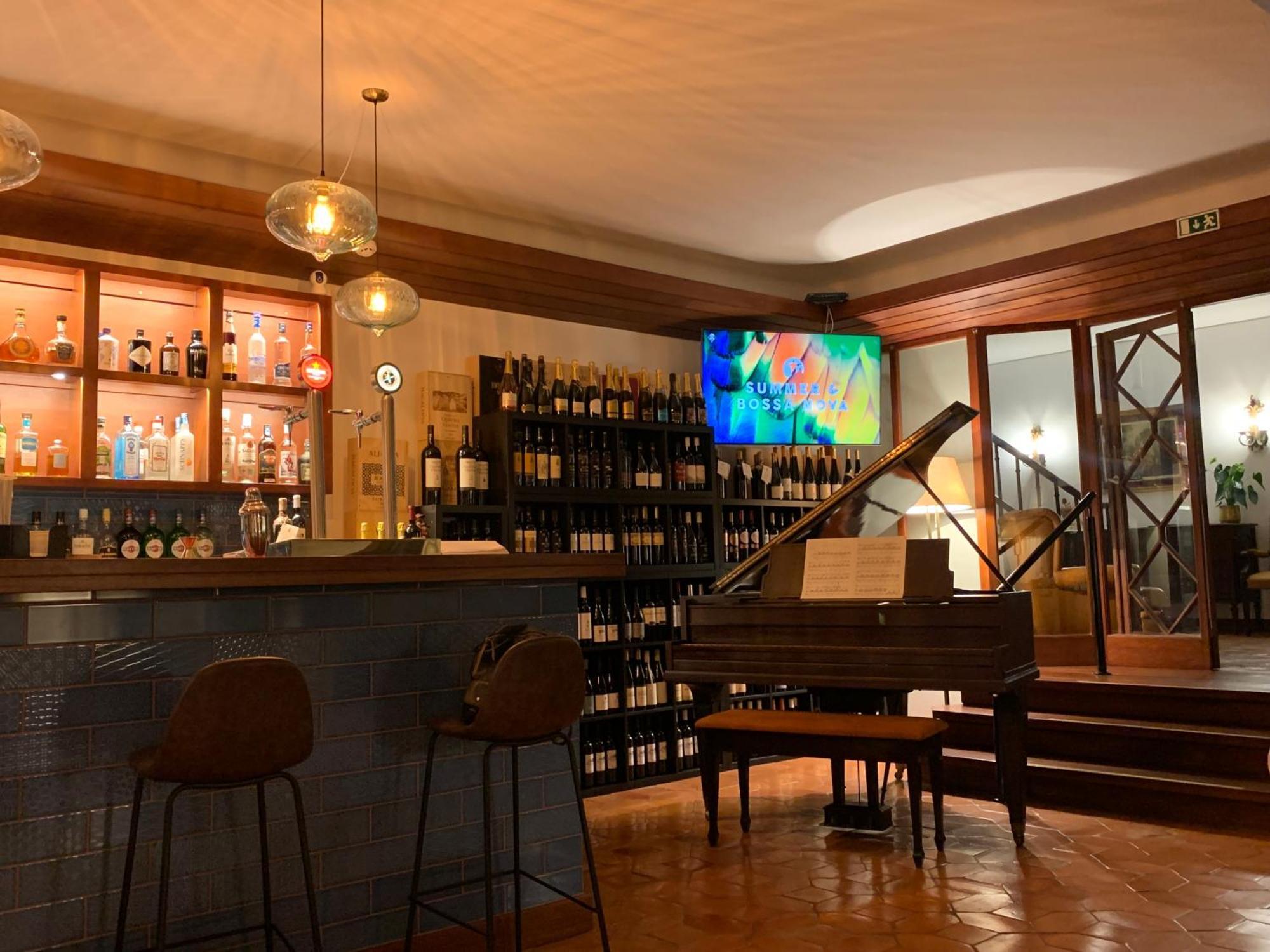 Boutique Inn & Restaurant - Casa Dos Suecos Фигейра-да-Фош Экстерьер фото